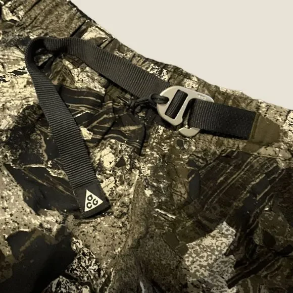 Nike ACG Trail Print Shorts "Snowgrass" Size Large - Picture 2 of 5